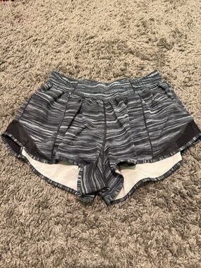 Women’s Lululemon Hotty Hot Shorts in Heathered Gray